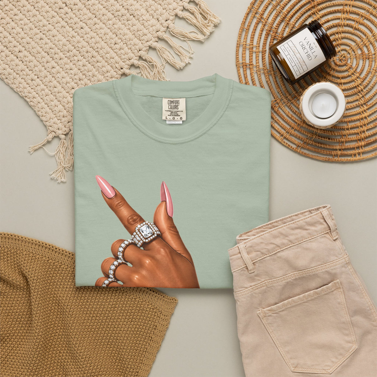 Flashy & Classy Unisex — T-shirt